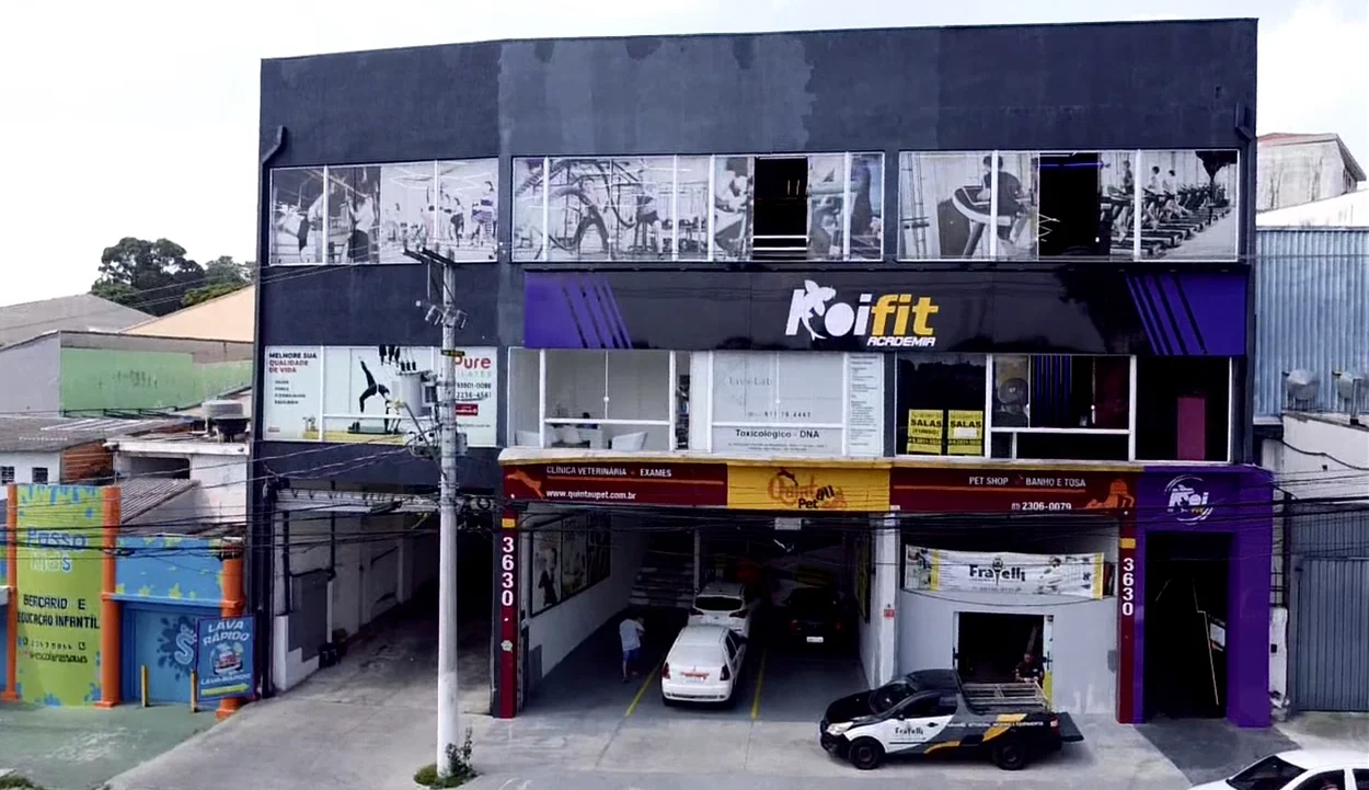 Fachada da KOIFIT na Av. Raimundo Pereira de Magalhães.